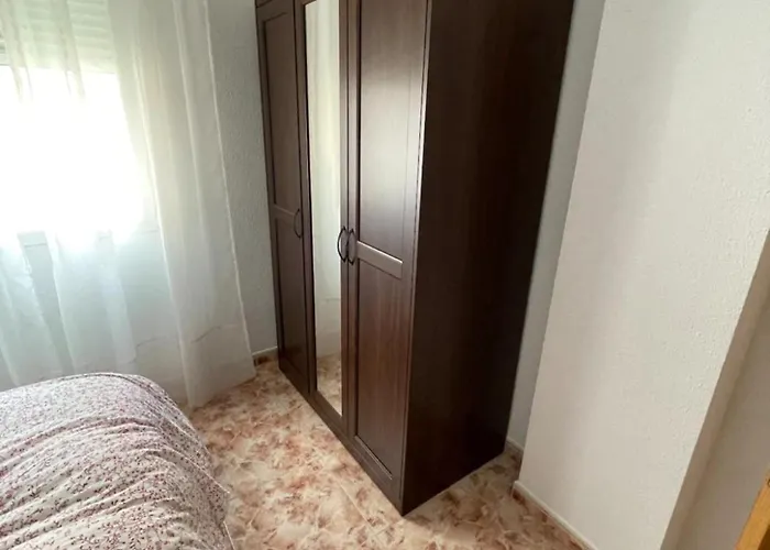 Escultor Lobato 사라고사