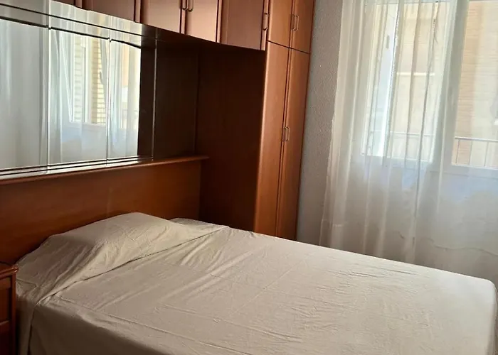 아파트 Escultor Lobato